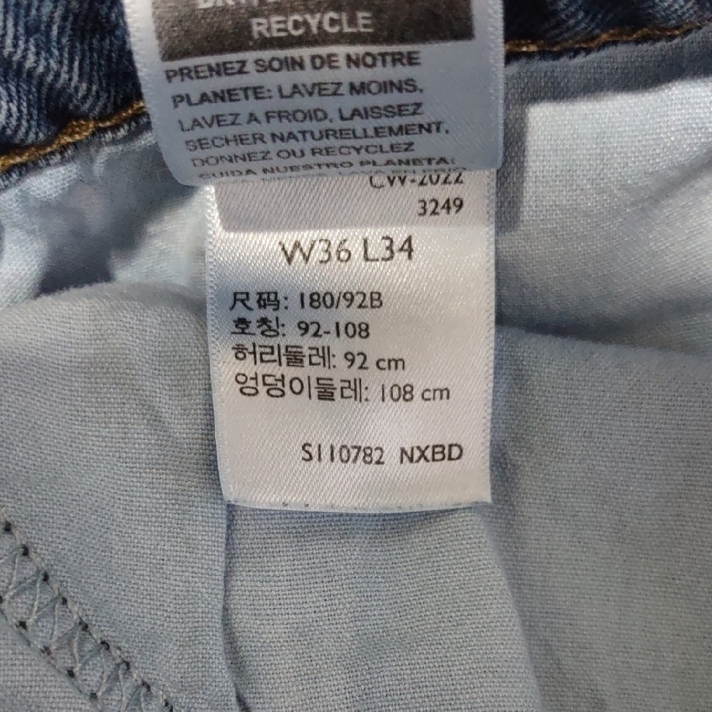 Signature by Levi Strauss Relaxed Blue Jeans W36 L34 - Picture 8 of 9